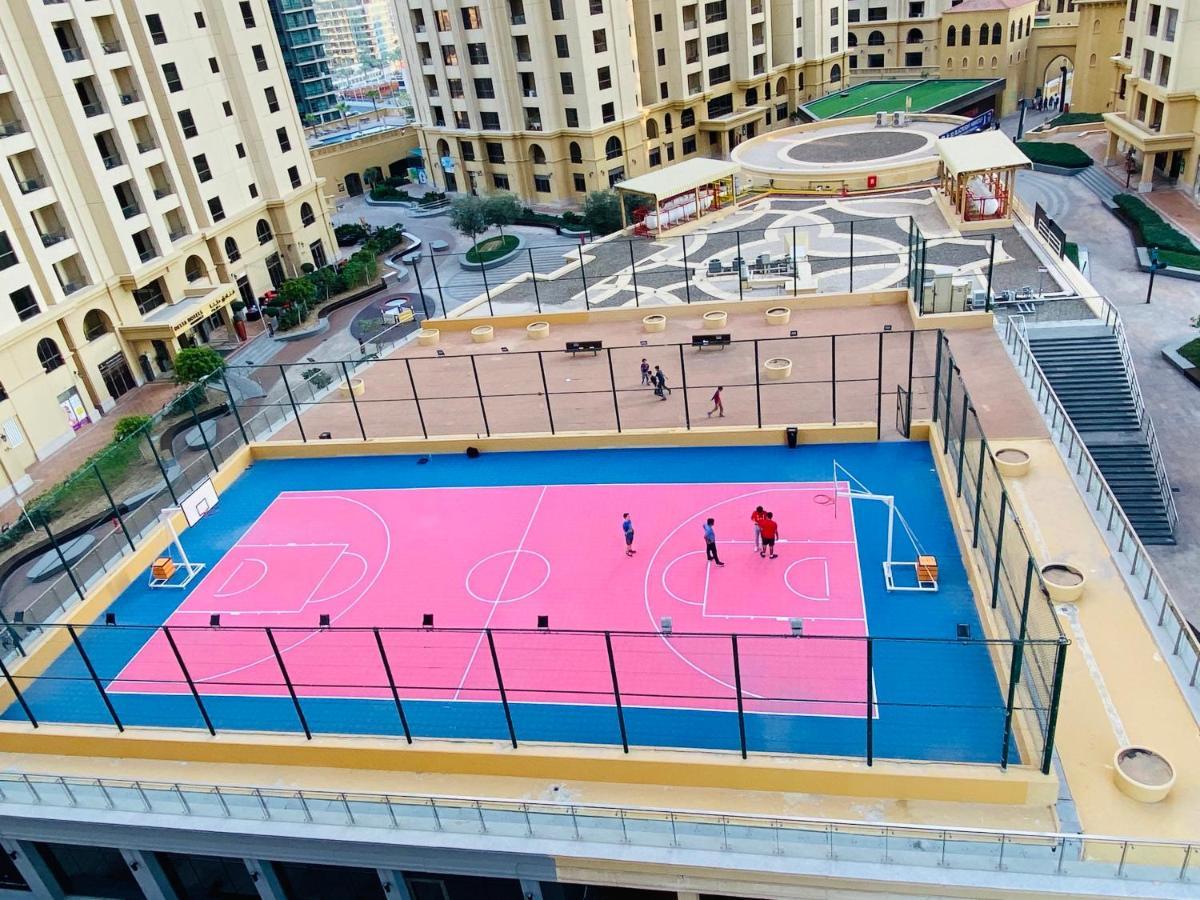 Bollywood Beach Hostel Dubai Dış mekan fotoğraf