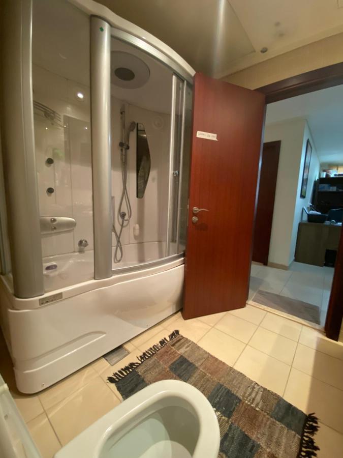 Bollywood Beach Hostel Dubai Dış mekan fotoğraf