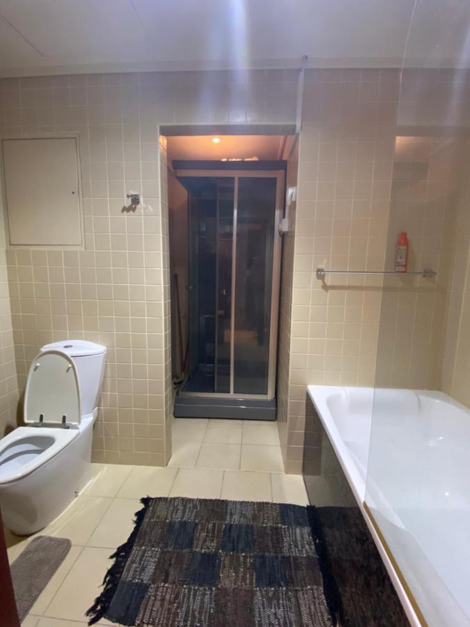Bollywood Beach Hostel Dubai Dış mekan fotoğraf