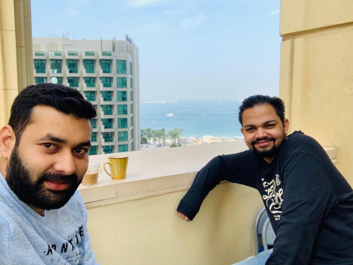 Bollywood Beach Hostel Dubai Dış mekan fotoğraf