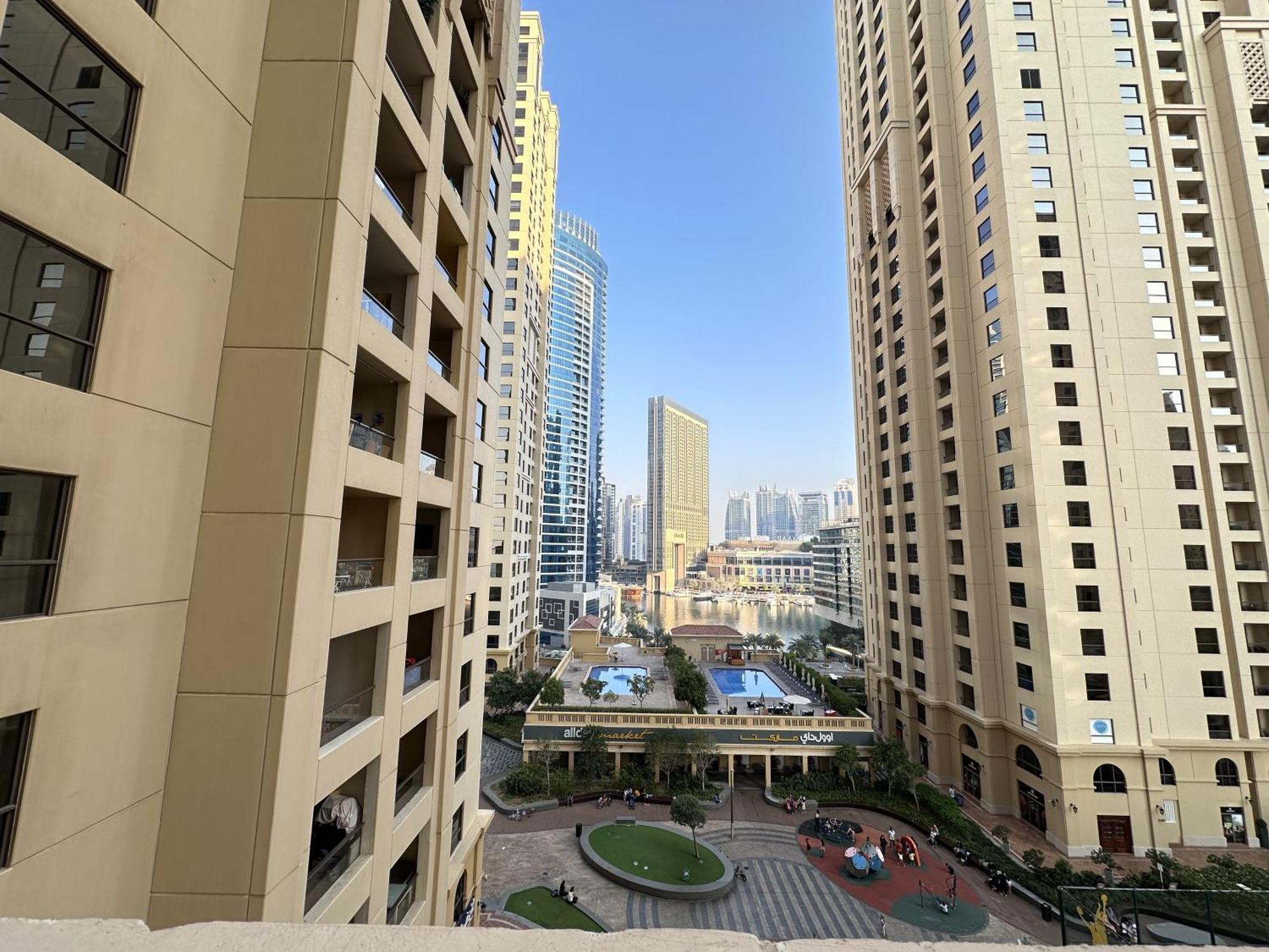 Bollywood Beach Hostel Dubai Dış mekan fotoğraf